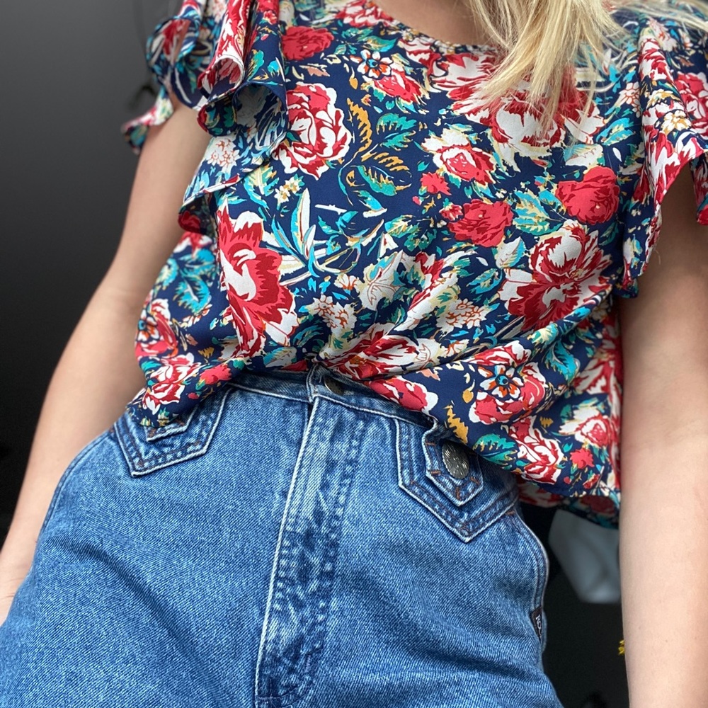 Forever 21 Floral Crop Top Shirt Women’s - Picture 3 of 8
